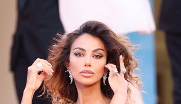 Mai sexy de atât este imposibil! Mădălina Ghenea, cea mai spectaculoasă apariție a ei de până acum la Cannes