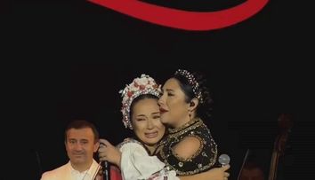 Vlăduța Lupău, în lacrimi la concertul Andrei de la Bacău. Cele două i-au emoționat pe fani: “Perfecțiune!”