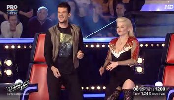 A deschis show-ul cu o piesa care a ridicat publicul in picioare. Pavel Bartos: 
