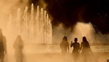 Cât durează codul portocaliu de caniculă, emis în jumătate de România, inclusiv în București. Temperaturile ating 40 de grade