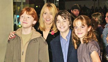 Au trecut 17 ani de la primul film Harry Potter. Cum arata azi cei trei pusti care au cunoscut celebritatea peste noapte