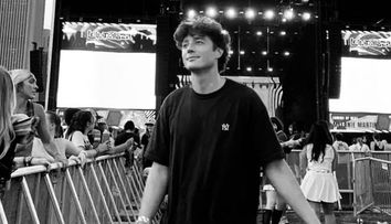 Un influencer cu 2.5 milioane de urmăritori, găsit mort la 31 de ani! Care este cauza decesului