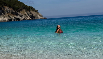 Raluka, vacanță de vis în Grecia. Imaginile spectaculoase cu care a făcut furori pe internet: „Ești superbă!”