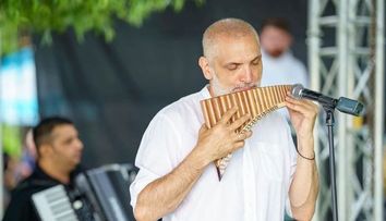 Damian Drăghici: 