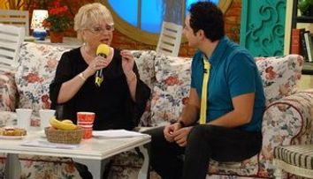 Mirabela Dauer la ”Happy Hour”: 
”9 ani am fost calcata in picioare de fostul sot”