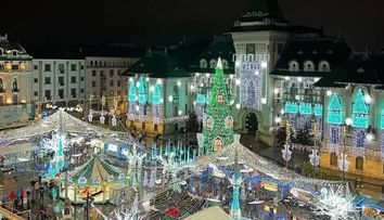 Prețuri incredibile la târgul de Crăciun din Craiova! Cât costă un pahar de vin fiert, o cafea sau o porție de mâncare tradițională