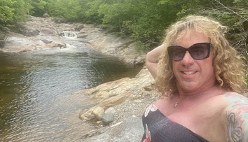 Crima care a îngrozit Rhode Island. Un tată transgender și-a împușcat fosta soție și copiii la un meci de hochei