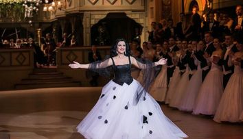 Soprana Angela Gheorghiu - 35 de ani de carieră internațională și aniversarea zilei de naștere, într-un concert grandios,  pe 7 septembrie, la Arenele Romane din București