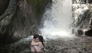 VIDEO PRIMUL trailer oficial pentru Twilight 4 - seria care a dominat gala MTV Movie Awards 2011