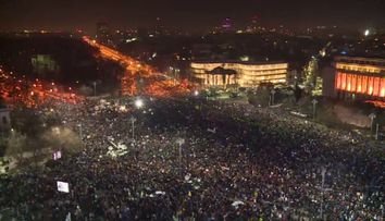 Protestele continua in Bucuresti si in tara. Cele mai noi informatii sunt pe www.stirileprotv.ro