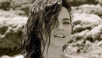 Inna, dezbracata pe internet. Ce imagine sexy cu artista a fost facuta publica