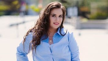 VIDEO Lorelei Bratu, gata de aventură