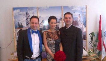 Happy Hour prezinta in exclusivitate <span style=