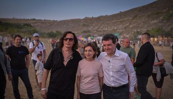 Nicușor Dan și Maia Sandu au participat la Festivalul Lupilor. Președintele României, vizită privată în Moldova - FOTO&VIDEO