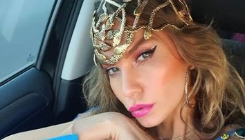 Anna Lesko, vedetă într-un clip postat de Jennifer Lopez pe YouTube