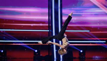 Românii au talent, 27 martie 2026. Alisa Doțenco, campioană internațională la dans acrobatic la doar 15 ani, a dus performanța la superlativ: „Nu aș ști să jurizez un astfel de număr, doar să mă înclin și să te aplaud”