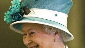Austeritate la Palatul Buckingham. Regina Marii Britanii vrea o factura mai mica la lumina