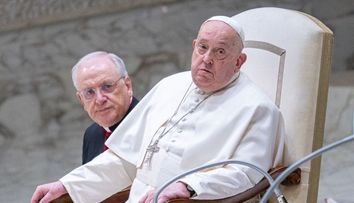 Starea de sănătate a lui Papa Francisc ar fi îngrijorătoare! Ultimele informații venite de la Vatican sugerează că Suveranul Pontif ia în considerare chiar și cel mai sumbru scenariu. Cu ce probleme de sănătate se confruntă