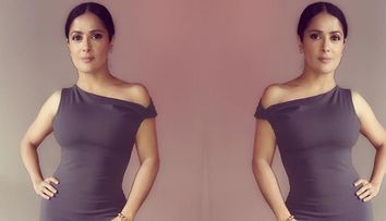 Poza absolut spectaculoasa cu Salma Hayek. Cum arata la 51 de ani in bikini - FOTO