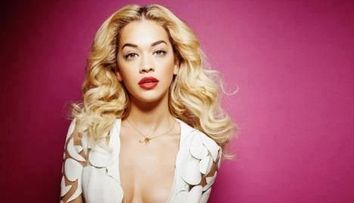 Rita Ora se dezbraca mai mult decat a facut-o vreodata pe coperta unei reviste: FOTO