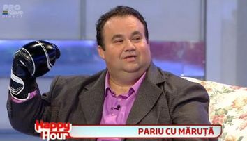 Impresarul Marius Gavrila a petrecut la nunta cu 22 de pahare cu apa. <span style=