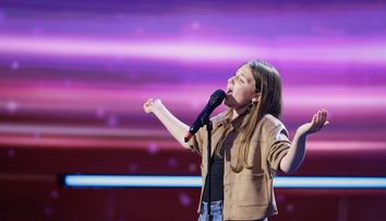 Românii au talent, 6 februarie 2026: Ștefania Iftime, eleva de 12 ani din Bacău care a oferit o interpretare divină. Smiley: „A revenit pielea de găină!”