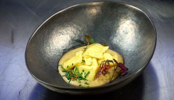 Adrian Neagoe, rețeta de la Masterchef: Plini cu gorgonzola în sos de midii