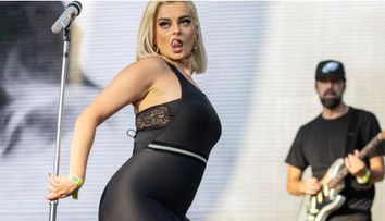 Bebe Rexha, atracția serii la premiile MTV. A atras toate privirile cu ținuta sa