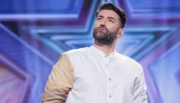 Smiley, declarații exclusive despre noul sezon „Românii au talent”. De ce surprize vor avea parte telespectatorii sezonului „15 de poveste”: „Emisiunea se întoarce la originea și la esența ei”