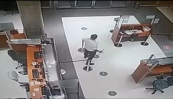 VIDEO VIRAL. Momentul frisonant când fantoma unui pacient se întoarce în camera de spital unde acesta a murit