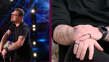 Toesup, concurentul care a făcut senzație pe scena Românii au Talent, explică semnificația tatuajelor sale. De ce are mâinile pline de cuvinte: „Îmi folosesc pielea ca un frigider pe care pun post-it-uri pe care vrei să le ții minte”