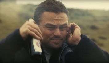 Au apărut primele imagini din „One Battle After Another” cu Leonardo DiCaprio în rol principal! E una dintre cele mai aşteptate pelicule ale anului
