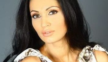Nicoleta Luciu este insarcinata cu TRIPLETI! Scrie aici un mesaj