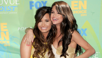 Selena Gomez si Demi Lovato, la cutite din cauza geloziei. Afla cum se inteleg acum cele doua