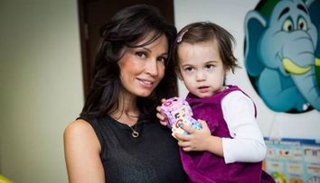 Cum arată singura fiică a Nicoletei Luciu. Imagine rară cu Kim. Ce pasiune ascunsă are la 13 ani
