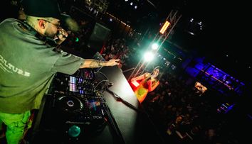 Nicole Cherry s-a întors din Columbia cu multe surprize pentru fani: a lucrat în studio cu un producător cu 4 premii Latin Grammy și a susținut un concert în inima Medellínului: ,,Sunt recunoscătoare pentru tot ce am trăit”