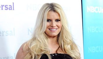 Jessica Simpson, mai radioasa ca niciodata, dupa ce a slabit 27 kg. Artista va imbraca anul acesta rochia de mireasa