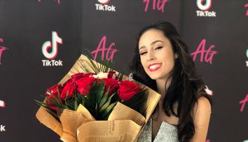 Andra Gogan dezvăluie cum a reușit recordul de 1 milion de abonați pe celebra aplicație Tik Tok