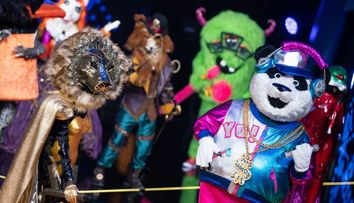 Ultimele 4 vedete se vor demasca în Marea Finală Masked Singer. Una singură va pleca acasă cu trofeul