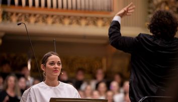 Marion Cotillard, impresionantă și la Festivalul Enescu! A emoționat publicul prezent la Ateneul Român
