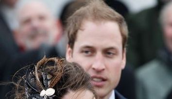 Kate Middleton si printul William le-au cerut invitatilor sa vina cu bani la nunta, nu cu cadouri