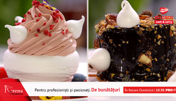 Pavlova cu mango și căpșuni și tort cu bezea și ciocolată