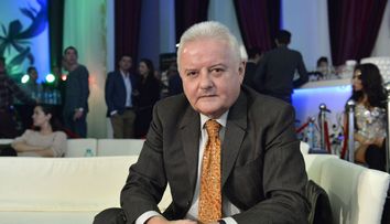 Le-a cerut sau nu Irinel Columbeanu fostelor iubite cadourile înapoi. Ajuns la azil, fostul milionar a lămurit totul: 