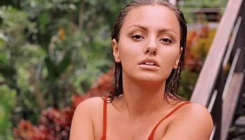 Alexandra Stan și-a surprins din nou fanii! Ce fotografie a postat pe Instagram
