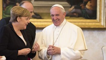 Intrebare ciudata primita de Papa Francis la o vizita in Chile. 