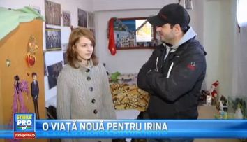 La 19 ani, Irina invata sa zambeasca si sa isi faca vise. Zeci de romani s-au oferit sa o ajute cu bani, haine si alimente