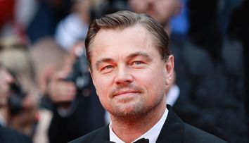 Leonardo DiCaprio a fost percheziționat de poliția spaniolă. Aflat la o petrecere în Ibiza, starul nu a fost recunoscut imediat de oamenii legii