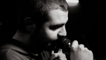 Un artist român a fost ucis în Marea Britanie, în urma unui teribil incident. Sora acestuia a confirmat decesul: „Am încercat mai multe zile să îl contactăm, pentru că nu mai știam nimic de el”