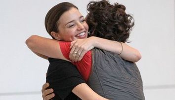Miranda Kerr, logodnica lui Orlando Bloom, sexy in lenjerie intima marca Victoria’s Secret FOTO