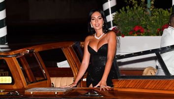 Georgina Rodriguez și-a dezgolit trupul pentru o imagine incendiară. Iubita lui Ronaldo este mai sexy ca oricând
